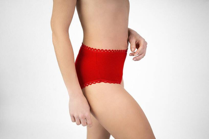 Majtki Menstruacyjne PRINCESS, chłonność REGULAR, XL - 103 - 108 cm, RED, Soft Moon