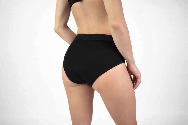Majtki Menstruacyjne SPORT, chłonność MAXI, XXL - 108 - 112 cm, BLACK, Soft Moon