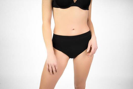 Majtki Menstruacyjne SPORT, chłonność REGULAR, L - 98 - 103 cm, BLACK, Soft Moon