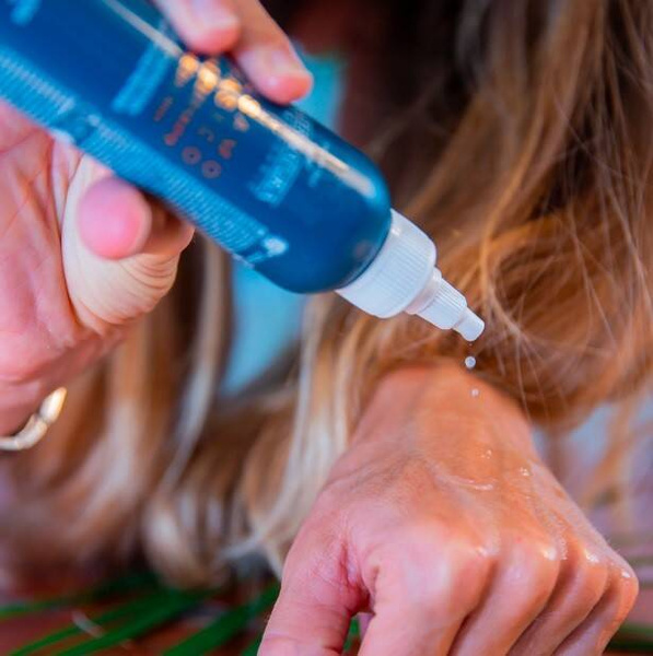 Dwufazowa odżywka rekonstrukcyjna z białkami ryżowymi, SOS dla zniszczonych włosów, 150 ml, MaterNatura