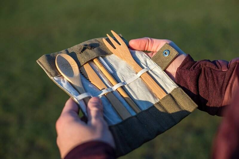 Zestaw sztućców z organicznego bambusa, poręczna bawełniana pochewka, ZERO WASTE, Bambaw