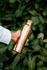 Butelka z młotkowanej miedzi, na wodę, Hammered Curve, 900 ml, Forrest and Love